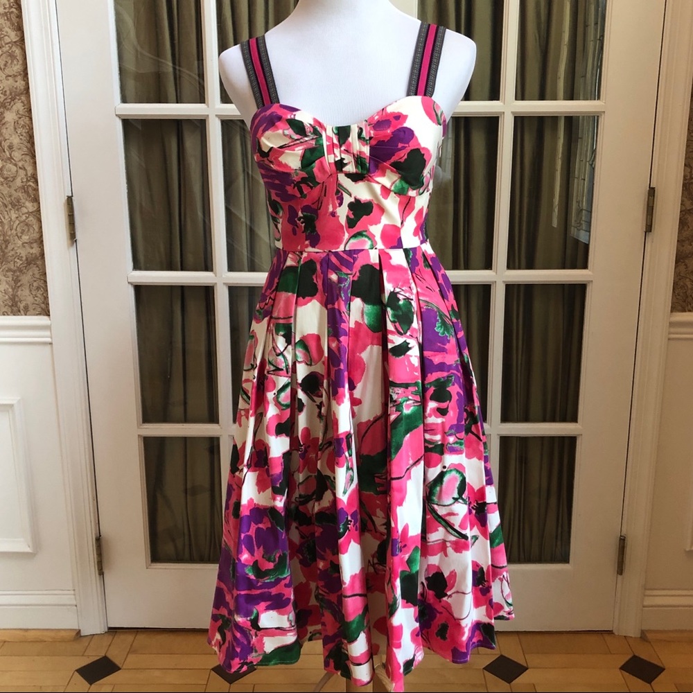 Jax Springtime Dress with Gorgeous Details 💐